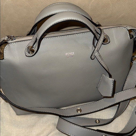 Faux Designer Handbag - Picture 2 of 7